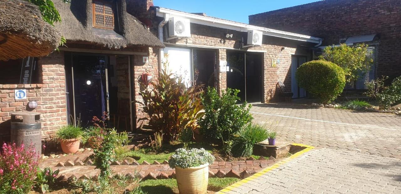 Aliwal Villa Guest Lodge Aliwal North Exterior foto