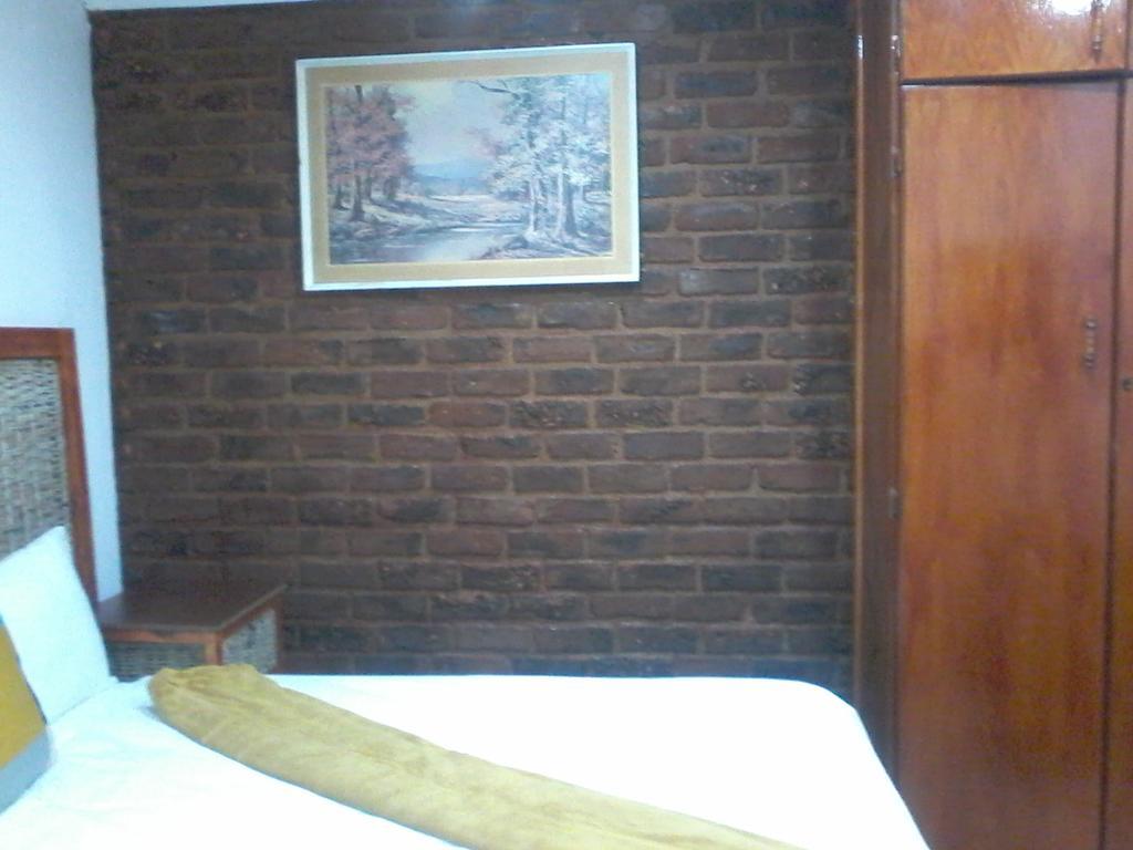 Aliwal Villa Guest Lodge Aliwal North Exterior foto